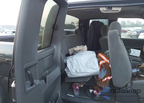 2005 Chevrolet Silverado 1500 Ls from USA, damaged, VIN 2GCEC19T451245377